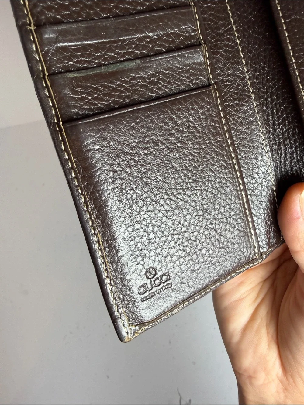Gucci Interlocking G Clasp Brown GG Canvas Wallet - Picture 9 of 16